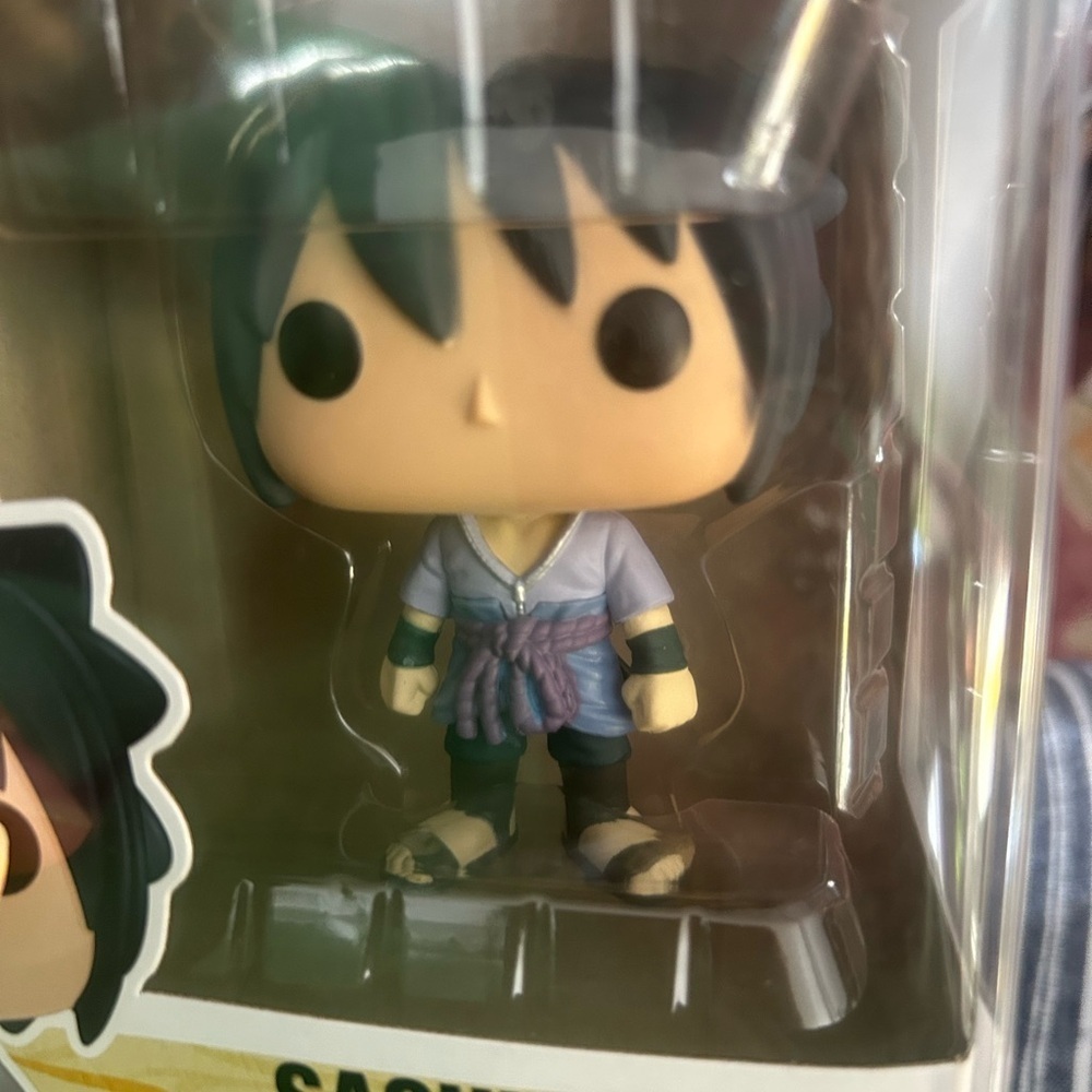 Funko Pop! Vinyl: Naruto - Sasuke Uchiha #72 - Picture 7 of 7